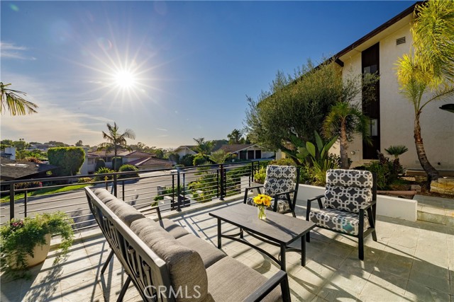 1820 Via Estudillo, Palos Verdes Estates, California 90274, 4 Bedrooms Bedrooms, ,3 BathroomsBathrooms,Residential,For Sale,Via Estudillo,SB24222260