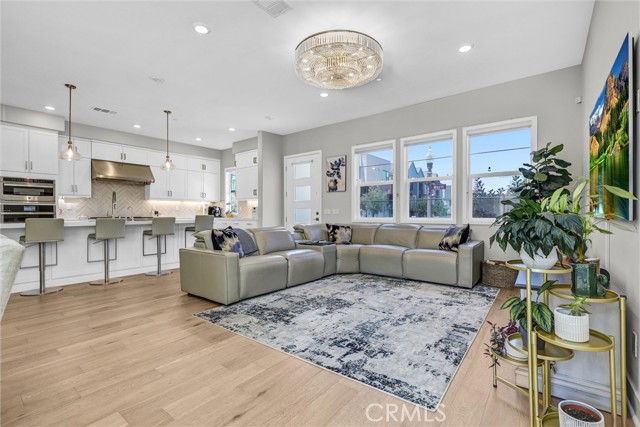 224 Merit, Irvine CA: https://media.crmls.org/medias/e1ea017a-6f08-4033-99a4-0bd126ed13b8.jpg