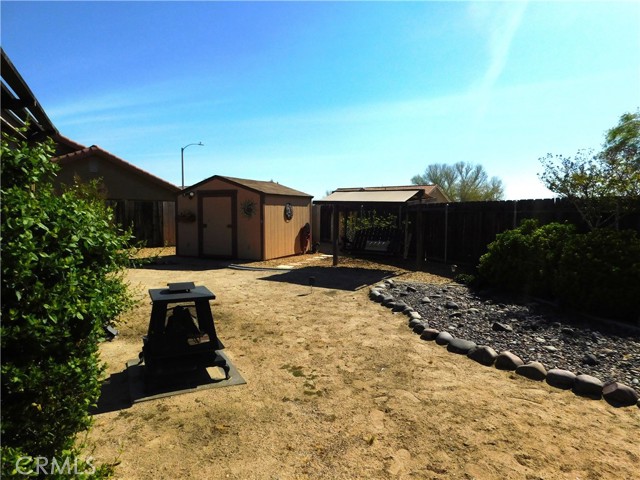 Detail Gallery Image 20 of 27 For 20774 Village Ct, California City,  CA 93505 - 3 Beds | 2 Baths