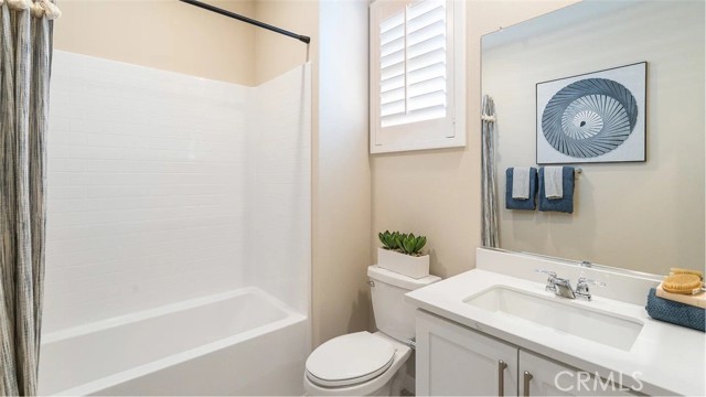 Detail Gallery Image 13 of 26 For 2622 E Hyde Paseo, Ontario,  CA 91762 - 4 Beds | 3/1 Baths