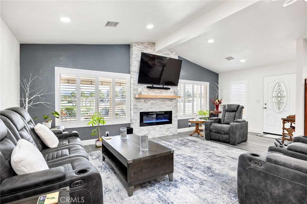 1612 Brentwood
