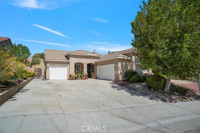 Detail Gallery Image 2 of 26 For 40119 Westin Way, Palmdale,  CA 93551 - 4 Beds | 3 Baths