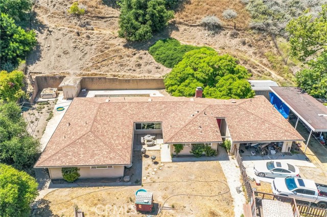 Detail Gallery Image 2 of 40 For 11415 Creek Rd, Ojai,  CA 93023 - 5 Beds | 3/1 Baths