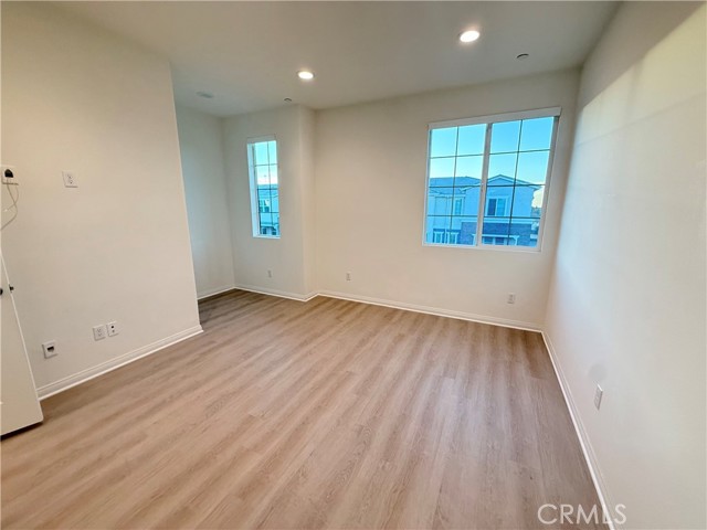 Detail Gallery Image 17 of 28 For 6958 Crimson Dr, Buena Park,  CA 90621 - 4 Beds | 3/1 Baths