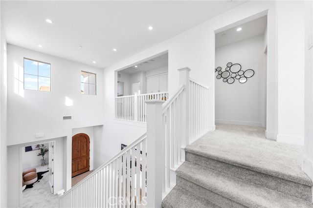 118 sunnybank Boulevard, Irvine CA: https://media.crmls.org/medias/e1ee7138-1cde-4736-b43c-7ee40852f372.jpg