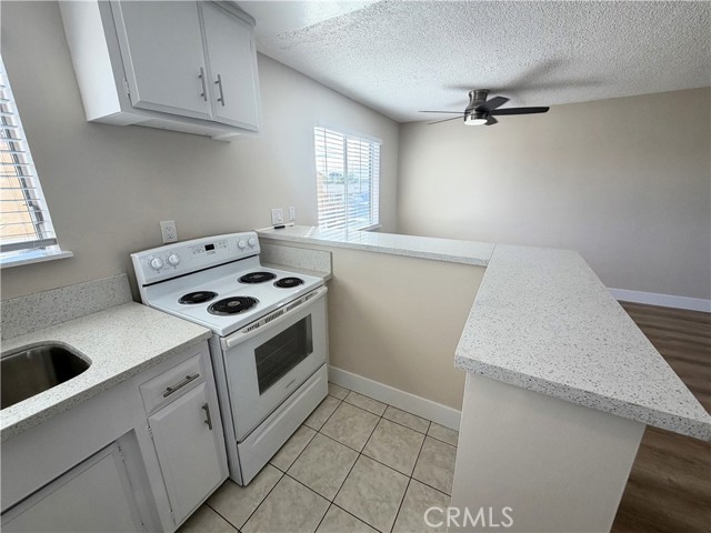 Detail Gallery Image 15 of 31 For 931 W 19th St #38,  Costa Mesa,  CA 92627 - 1 Beds | 1 Baths