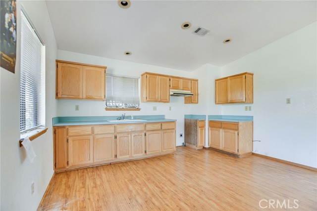 Image 46 of 67 For 2929 Snow Line