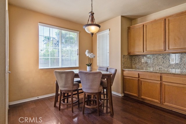 Detail Gallery Image 6 of 36 For 53085 Memorial St, Lake Elsinore,  CA 92532 - 5 Beds | 3 Baths