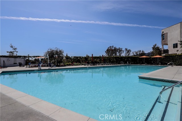 Detail Gallery Image 29 of 34 For 1682 Lexington Ln, San Pedro,  CA 90732 - 3 Beds | 2/2 Baths