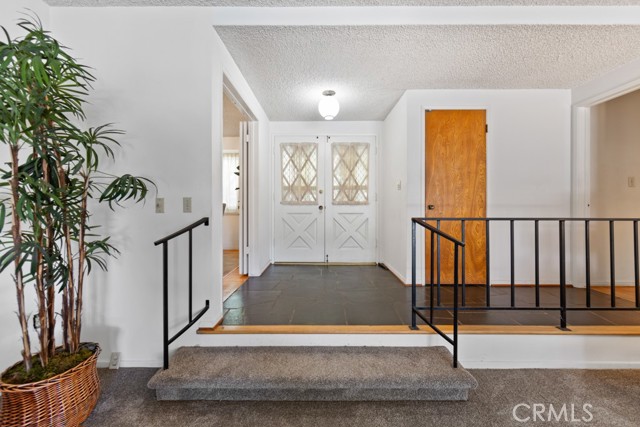 Detail Gallery Image 5 of 51 For 3561 Fela, Long Beach,  CA 90808 - 4 Beds | 2 Baths