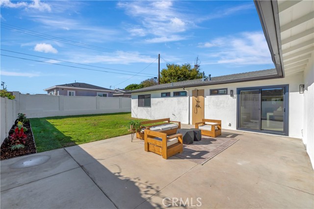 Image 27 of 47 For 16761 Irby Lane