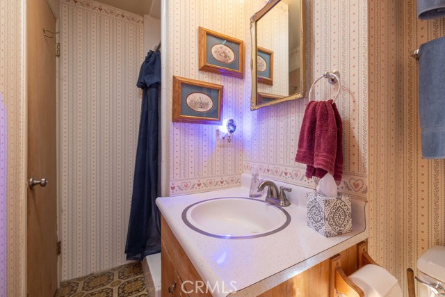 Detail Gallery Image 32 of 42 For 41789 Comstock, Big Bear Lake,  CA 92315 - 4 Beds | 2 Baths