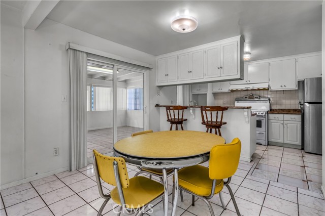 12319 Thelma Street photo 7