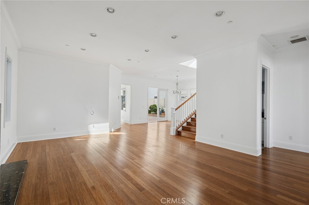 MLS #NP25254275 image #3