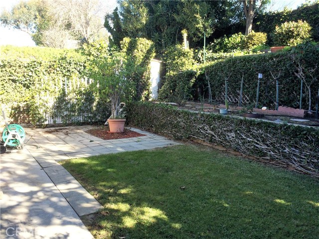 326 Prospect Avenue, Redondo Beach, California 90277, 4 Bedrooms Bedrooms, ,1 BathroomBathrooms,Residential,Sold,Prospect,SB17001248