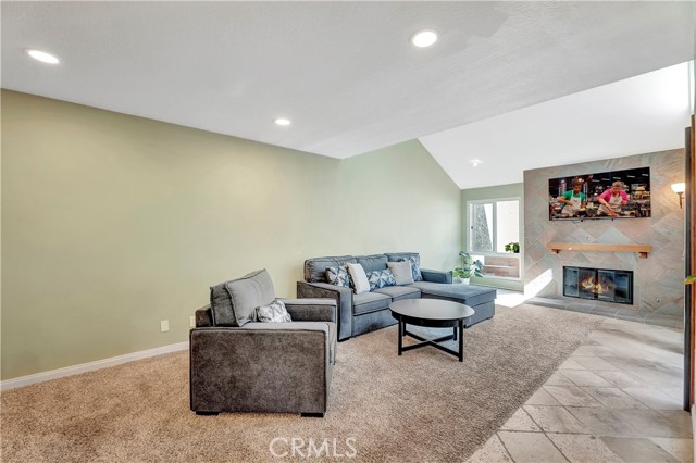626 9th Street, Huntington Beach CA: https://media.crmls.org/medias/e1f5fef8-a083-4a2b-9c05-e52cd34a612a.jpg
