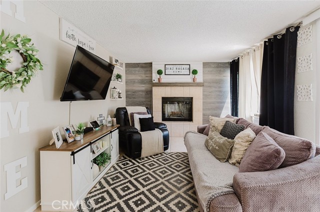 Detail Gallery Image 13 of 41 For 1234 E Kettering St, Lancaster,  CA 93535 - 4 Beds | 3 Baths