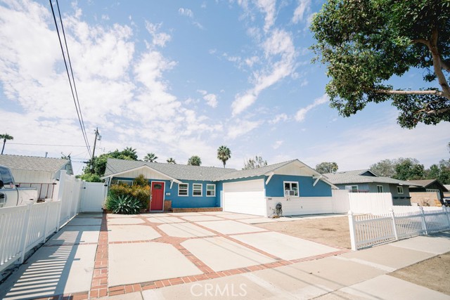 Detail Gallery Image 2 of 33 For 2983 Croftdon St, Costa Mesa,  CA 92626 - 4 Beds | 3 Baths