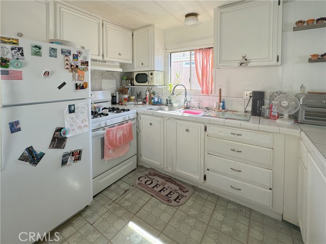 Detail Gallery Image 5 of 17 For 1600 E Clark Ave #112, Santa Maria,  CA 93454 - 1 Beds | 1 Baths