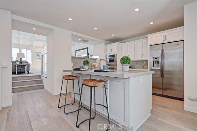 324 Bayview Drive, Hermosa Beach, California 90254, 3 Bedrooms Bedrooms, ,3 BathroomsBathrooms,Residential,Sold,Bayview,SB17236380