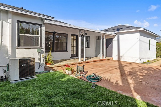 Detail Gallery Image 31 of 37 For 738 Stonehurst Dr, Altadena,  CA 91001 - 2 Beds | 1 Baths