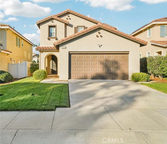 Detail Gallery Image 2 of 24 For 1379 Grapeseed, Beaumont,  CA 92223 - 3 Beds | 2/1 Baths