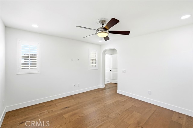 Detail Gallery Image 20 of 35 For 11537 Amalfi, Porter Ranch,  CA 91326 - 2 Beds | 3 Baths