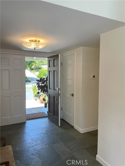 Detail Gallery Image 7 of 29 For 28752 Crestridge Rd, Rancho Palos Verdes,  CA 90275 - 4 Beds | 2/1 Baths