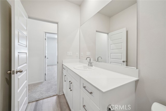 2097 Bergamot Street, Redlands CA: https://media.crmls.org/medias/e1f7c600-5918-49d3-a7bb-7d4fbe865e0a.jpg