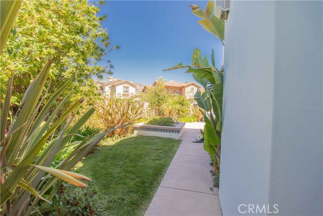 Detail Gallery Image 10 of 41 For 4684 Luna Ct, Calabasas,  CA 91302 - 4 Beds | 4/1 Baths