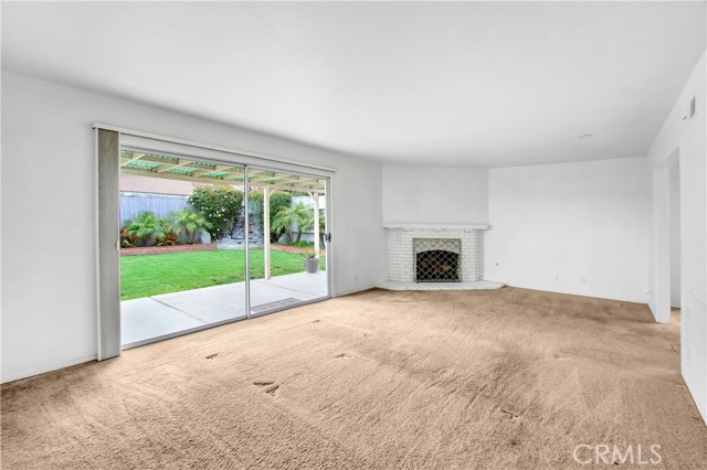 497 Westminster Avenue photo 4