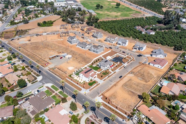 Detail Gallery Image 16 of 17 For 1442 Moore St, Redlands,  CA 92374 - 5 Beds | 1/1 Baths