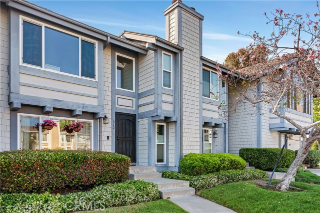 Detail Gallery Image 1 of 23 For 842 Bluebell Ct, Carlsbad,  CA 92011 - 2 Beds | 1/1 Baths