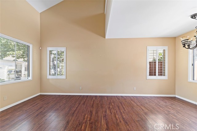 Detail Gallery Image 2 of 42 For 12 Southside Ct, Aliso Viejo,  CA 92656 - 3 Beds | 2/1 Baths