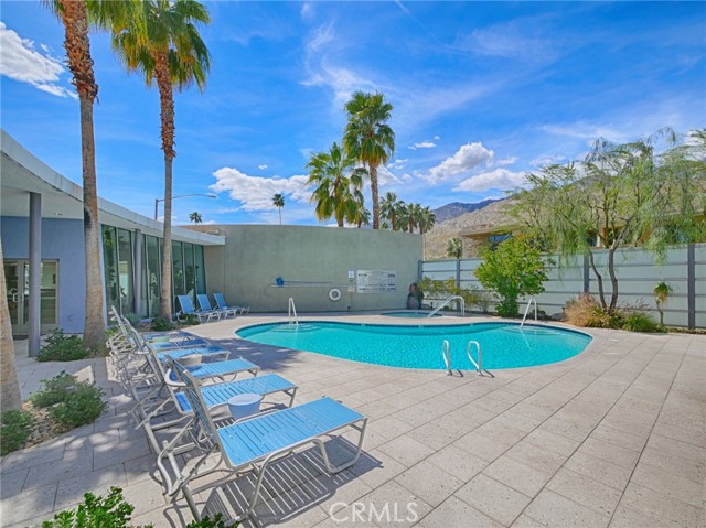 Image 40 for 960 Palm Canyon DR #102