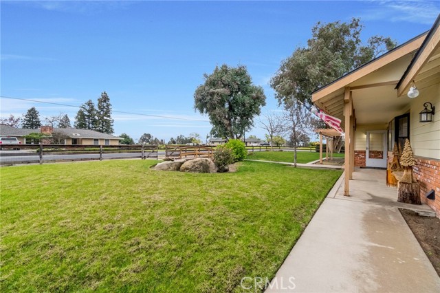 Detail Gallery Image 8 of 61 For 31031 Donald Ave, Madera,  CA 93636 - 3 Beds | 2 Baths