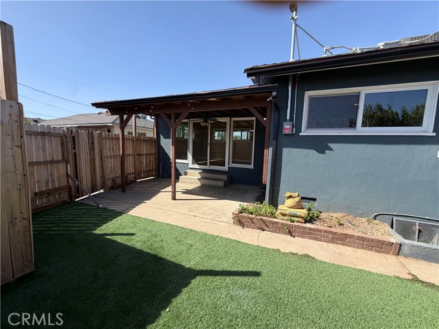 Detail Gallery Image 21 of 28 For 11012 Marklein, –,  CA 91345 - 3 Beds | 2 Baths