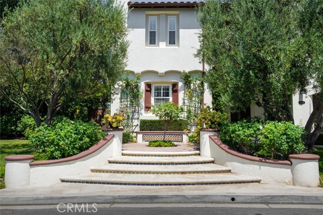 Detail Gallery Image 3 of 75 For 24711 Tiburon St, Valencia,  CA 91355 - 5 Beds | 5 Baths