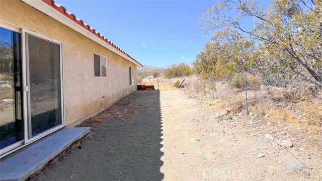 Detail Gallery Image 24 of 40 For 9465 Lanning Ln, Morongo Valley,  CA 92256 - 3 Beds | 2 Baths