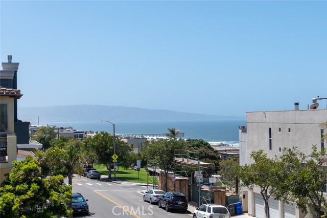 2804 Highland Avenue, Manhattan Beach, California 90266, 4 Bedrooms Bedrooms, ,3 BathroomsBathrooms,Residential,Sold,Highland,SB22116768