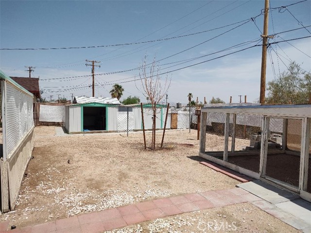 Detail Gallery Image 12 of 28 For 6163 Sun Ct, Twentynine Palms,  CA 92277 - 3 Beds | 1 Baths