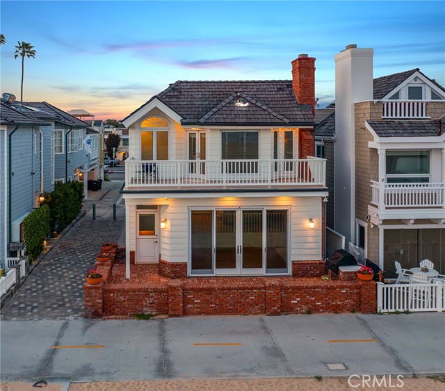 520 W Oceanfront, Newport Beach, CA 92661