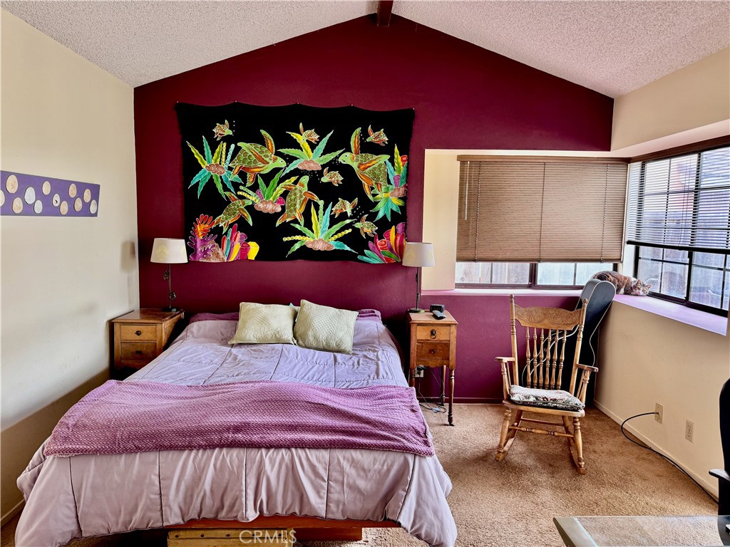 https://media.crmls.org/medias/e20073e6-4034-475b-9a07-3affd60fbcac.jpg?preset=X-Large
