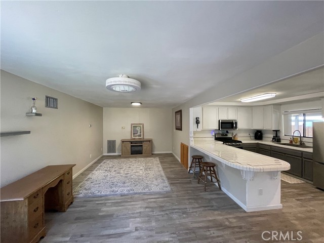 Detail Gallery Image 47 of 56 For 3660 E. Hwy. 41, Templeton,  CA 93465 - 7 Beds | 3/1 Baths