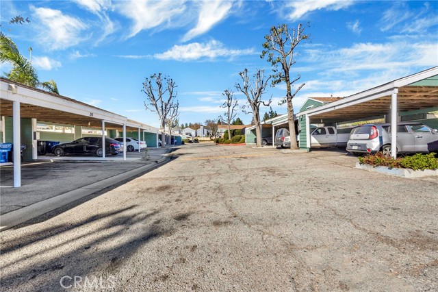 Detail Gallery Image 2 of 31 For 14141 Polk St #1,  Sylmar,  CA 91342 - 3 Beds | 1/1 Baths