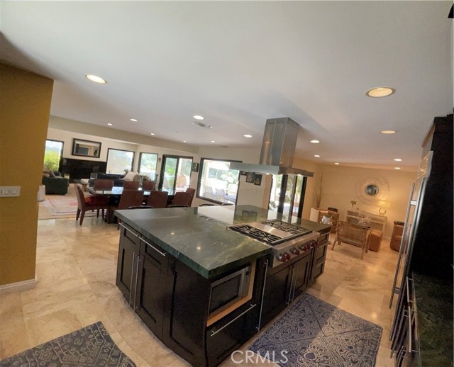 Detail Gallery Image 11 of 27 For 16772 Knollwood Dr, Granada Hills,  CA 91344 - 4 Beds | 4/1 Baths