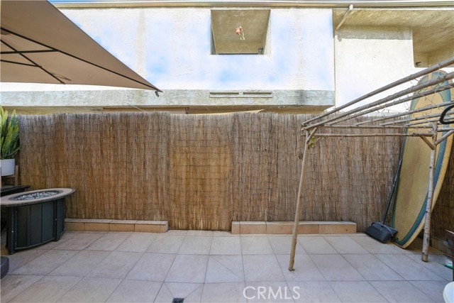 14937 Sherman Way, Van Nuys CA: https://media.crmls.org/medias/e201e24a-0435-46d3-ac56-fb992a02336e.jpg