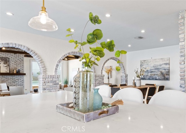 Detail Gallery Image 19 of 74 For 2950 N Lincoln St, Burbank,  CA 91504 - 3 Beds | 2 Baths