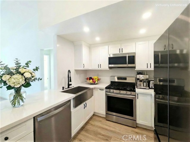 Detail Gallery Image 4 of 54 For 19 Redbud, Rancho Santa Margarita,  CA 92688 - 2 Beds | 2 Baths