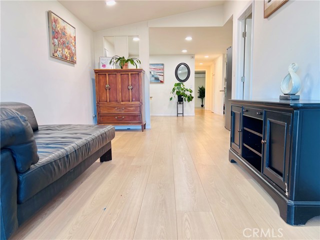 Detail Gallery Image 6 of 54 For 1560 S Otterbein Ave #44,  Rowland Heights,  CA 91748 - 3 Beds | 3 Baths